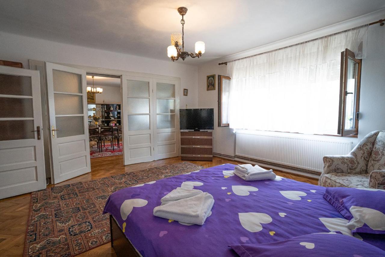 Appartement Doi Bujori *